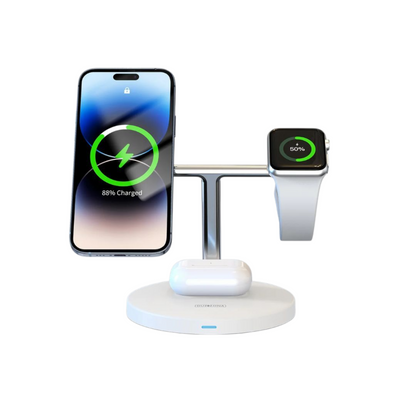 Valkoinen MagSafe All-in-One -jalusta käytössä – lataa iPhone, Watch ja AirPods samanaikaisesti