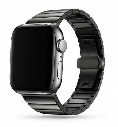 Musta Apple Watch metalliranneke metallisella linkkirakenteella