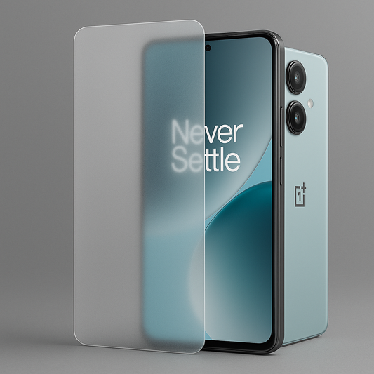 Mattapintainen panssarikalvo OnePlus Nord CE5 – Arctic Shield Frost suojaa tehokkaasti ilman heijastuksia.